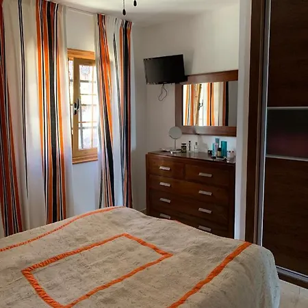 El Beril And Altamira Apartments *